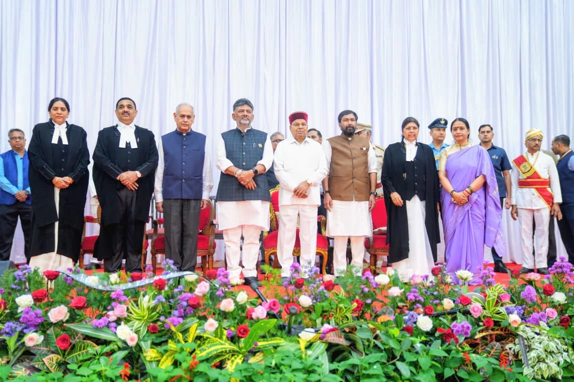 ಹೆಚ್ಚುವರಿ ನ್ಯಾಯಮೂರ್ತಿಗಳ ಪ್ರಮಾಣ ವಚನ ಸಮಾರಂಭದಲ್ಲಿ ಸಿಎಂ ಭಾಗಿ
