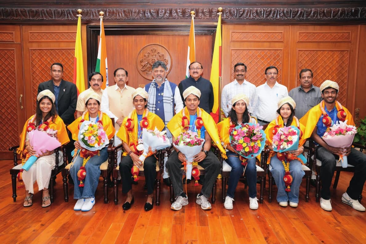 ಏಷ್ಯನ್ ಗೇಮ್ಸ್ ನಲ್ಲಿ ದೇಶದ ಕೀರ್ತಿ ಪತಾಕೆ ಹಾರಿಸಿದ ಕರ್ನಾಟಕದ ಕ್ರೀಡಾಪಟುಗಳಿಗೆ ಸನ್ಮಾನ
